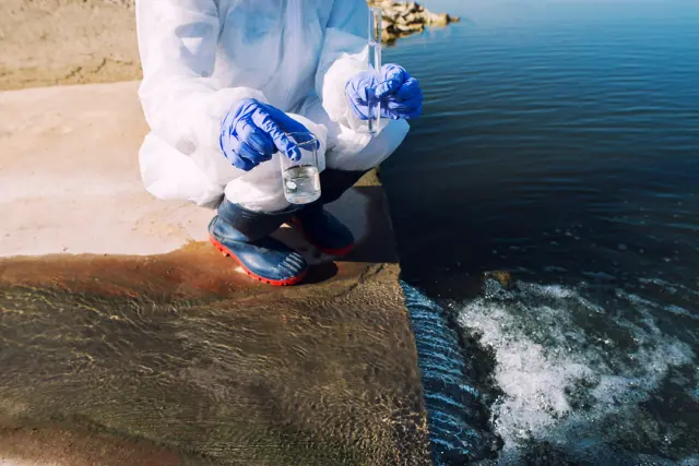 Microbiocides & Biodispersants